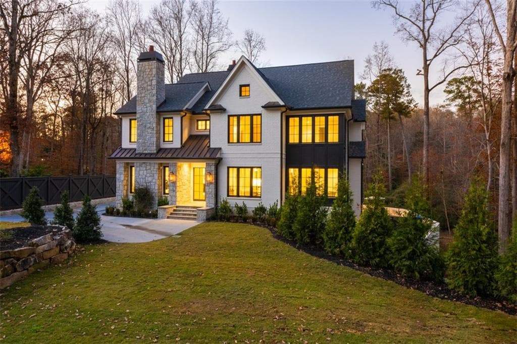 5 bedroom single family residence sold at 1181 Regency Road, Atlanta, GA 30327