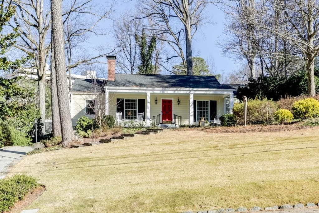 3 bedroom, 1,541 sq ft single family residence sold at 228 Alberta Drive, Atlanta, GA 30305