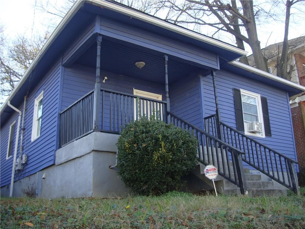 3 bedroom, 1,092 sq ft single family residence sold at 62 WEYMAN Avenue, Atlanta, GA 30315
