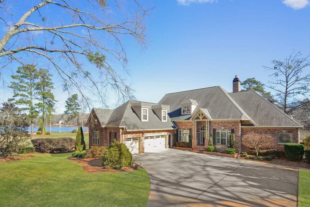 45 S Shore Drive, Newnan, GA 30263 — most recent listing photo