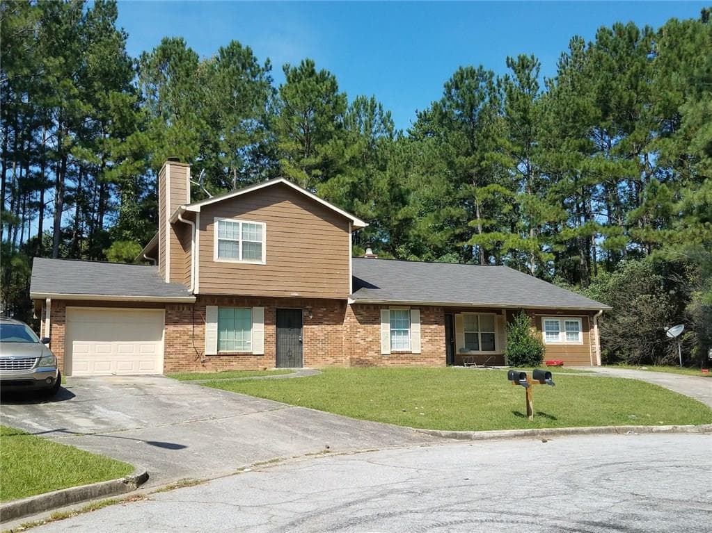 6990 Brentwood Court, Riverdale, GA 30296 — most recent listing photo