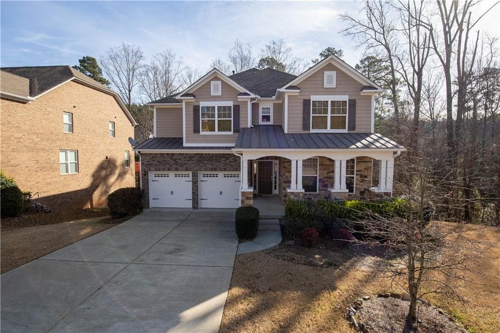 5 bedroom, 3,208 sq ft single family residence sold at 3810 Seaton Drive, Suwanee, GA 30024