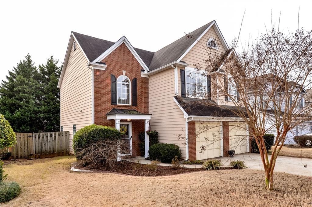 3 bedroom, 1,830 sq ft single family residence sold at 1175 Birchwood Lane, Roswell, GA 30076
