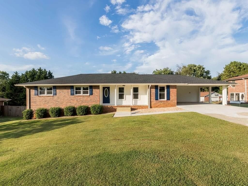 3 bedroom, 1,600 sq ft single family residence sold at 12 OAKDALE Drive, Cartersville, GA 30120