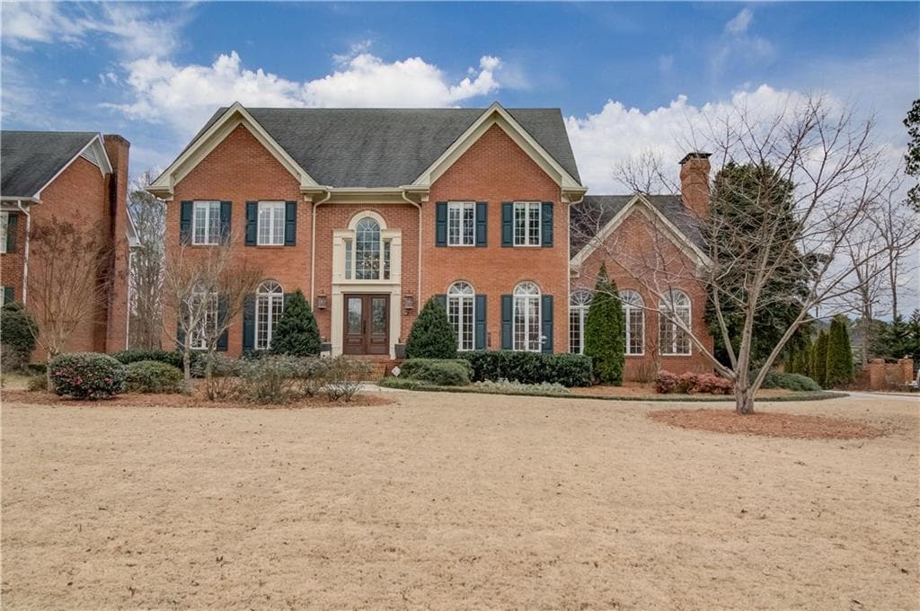 5 bedroom, 6,518 sq ft single family residence sold at 1417 Baniff Court, Snellville, GA 30078