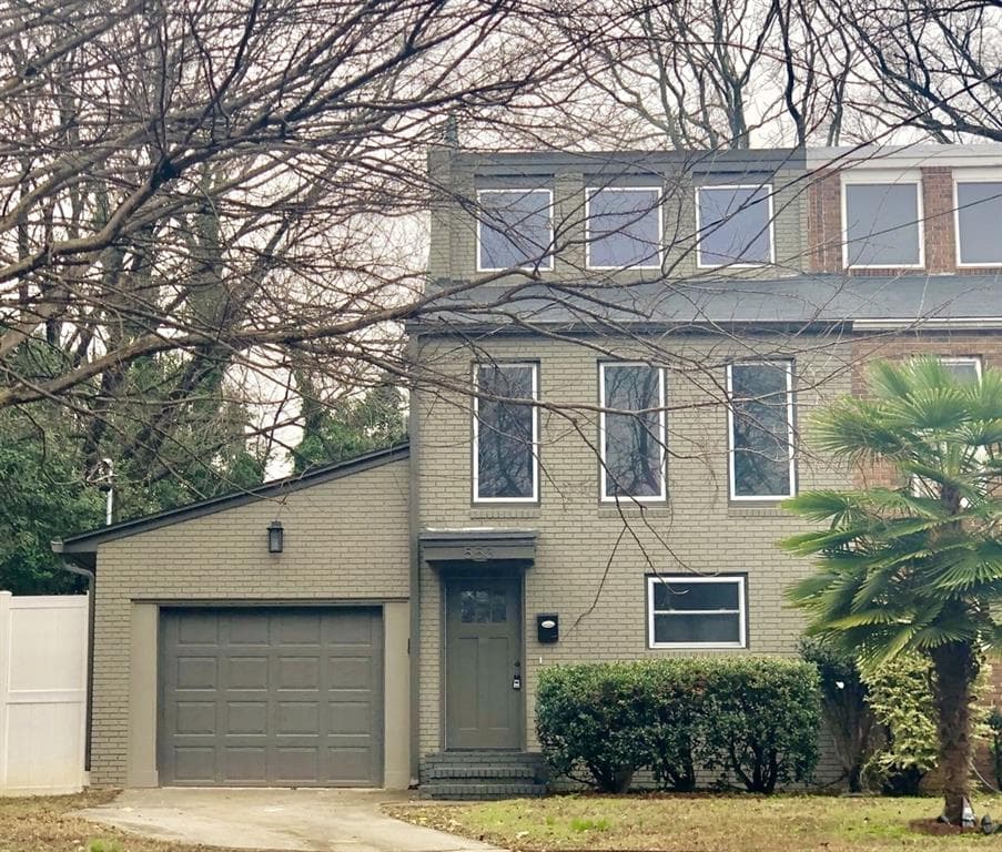 2 bedroom, 1,724 sq ft townhouse sold at 553 Parkway Drive, Atlanta, GA 30308