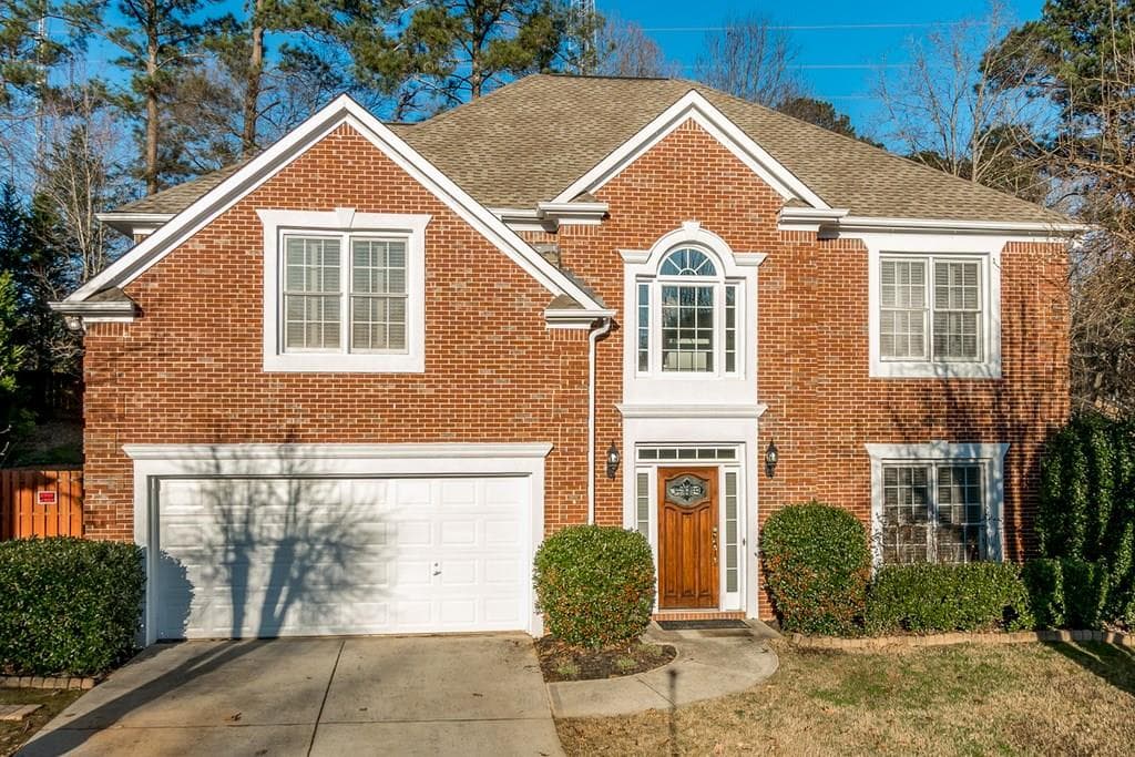 4 bedroom, 2,624 sq ft single family residence sold at 5015 RIVERTHUR Place, Peachtree Corners, GA 30096