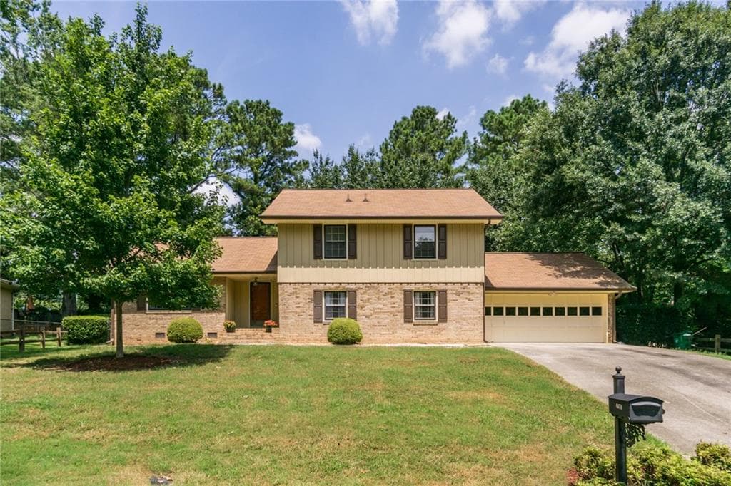 4 bedroom, 2,309 sq ft single family residence sold at 4078 Brockett Creek Drive, Tucker, GA 30084