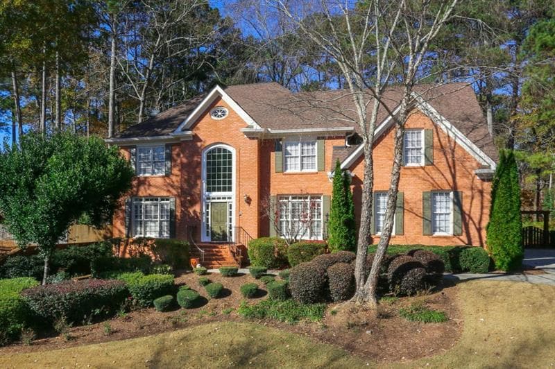 5 bedroom, 3,496 sq ft single family residence sold at 225 Tynebrae Place, Roswell, GA 30075