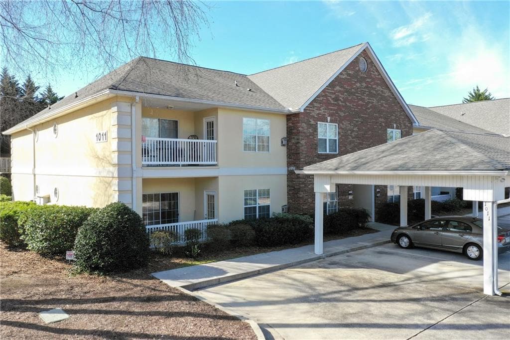 1011 Holly Drive, Gainesville, GA 30501 — most recent listing photo