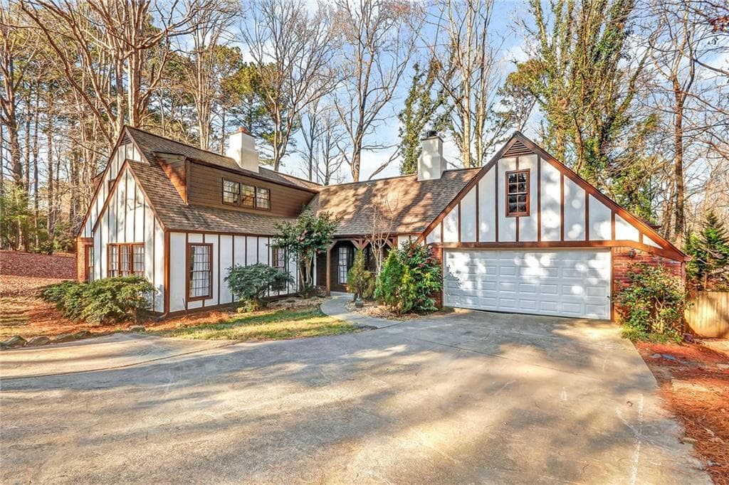 4 bedroom, 3,871 sq ft single family residence sold at 3601 Miller Farms Lane, Peachtree Corners, GA 30096