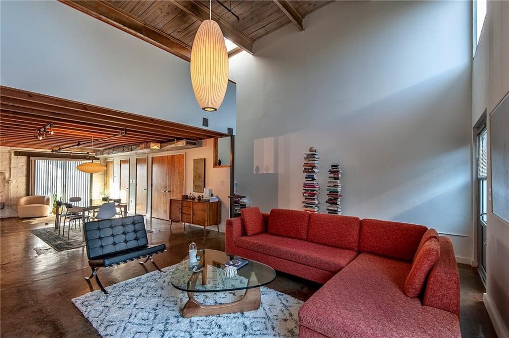 1 bedroom, 1,140 sq ft condominium sold at 1661 La France Street 415, Atlanta, GA 30307