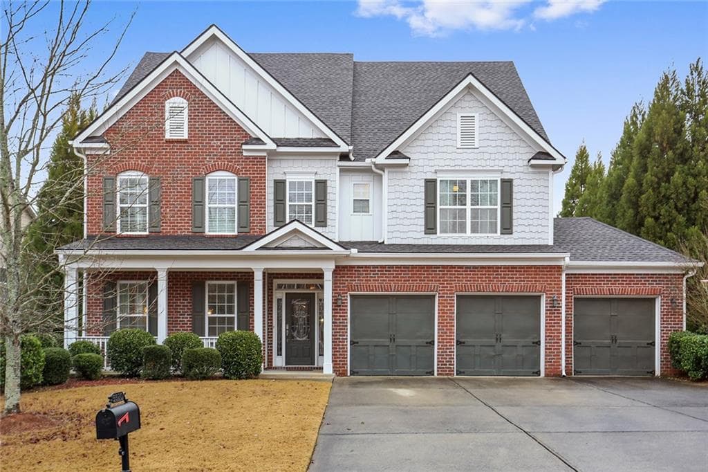 7 bedroom, 3,919 sq ft single family residence sold at 3320 TRAIL CREEK Court, Cumming, GA 30041