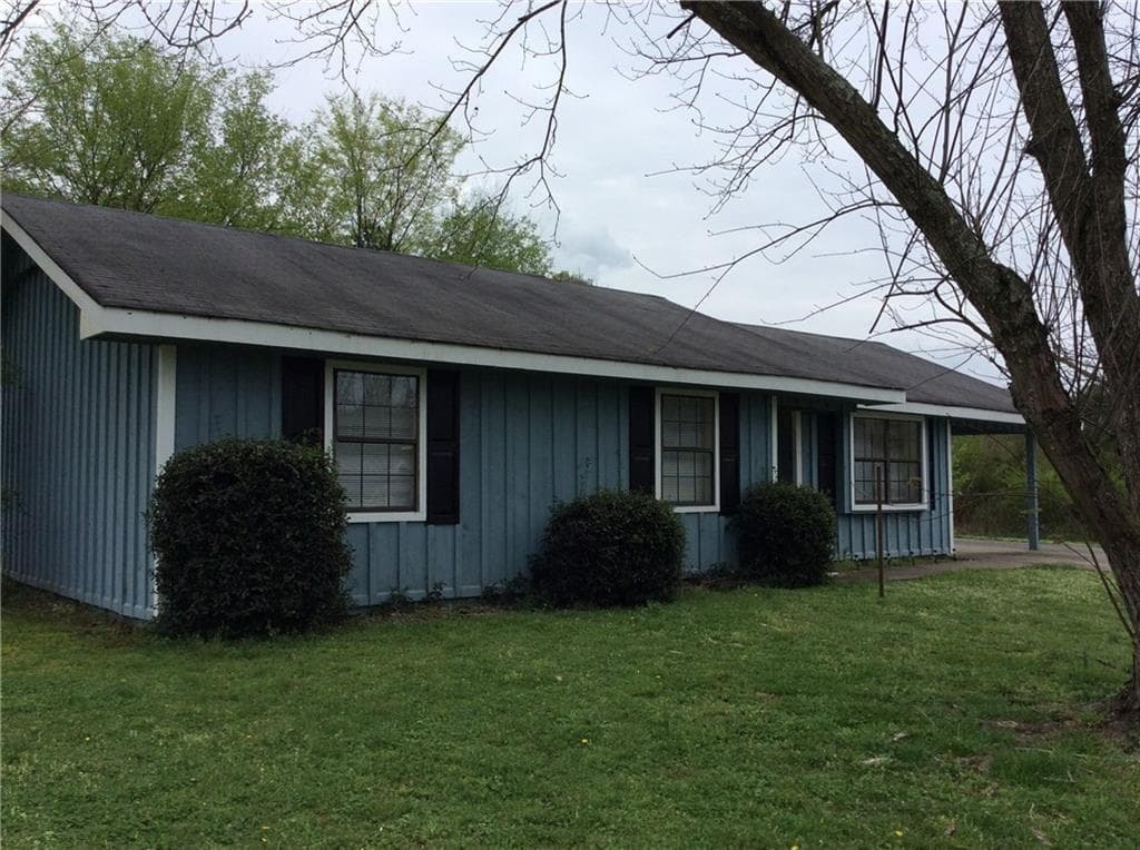 168 Lois Street, Calhoun, GA 30701 — most recent listing photo