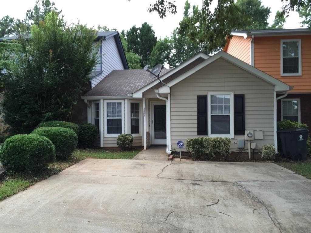 1926 CORNELL Way, Morrow, GA 30260 — most recent listing photo