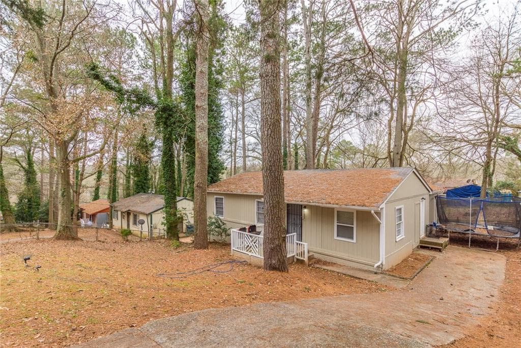 2183 Swallow Circle, Atlanta, GA 30315 — most recent listing photo