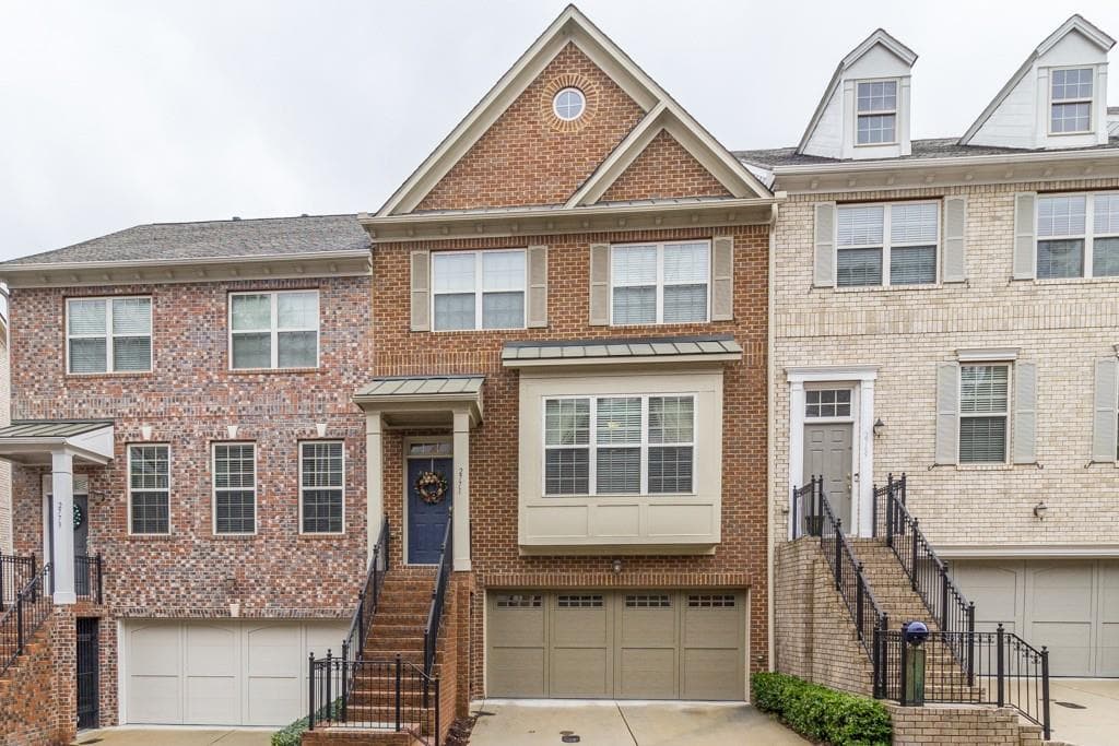 4 bedroom, 2,761 sq ft townhouse sold at 2771 Durham Drive 61, Brookhaven, GA 30319