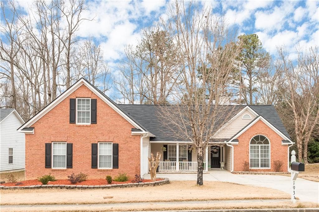 1934 Manor Oak Lane, Buford, GA 30519 — most recent listing photo