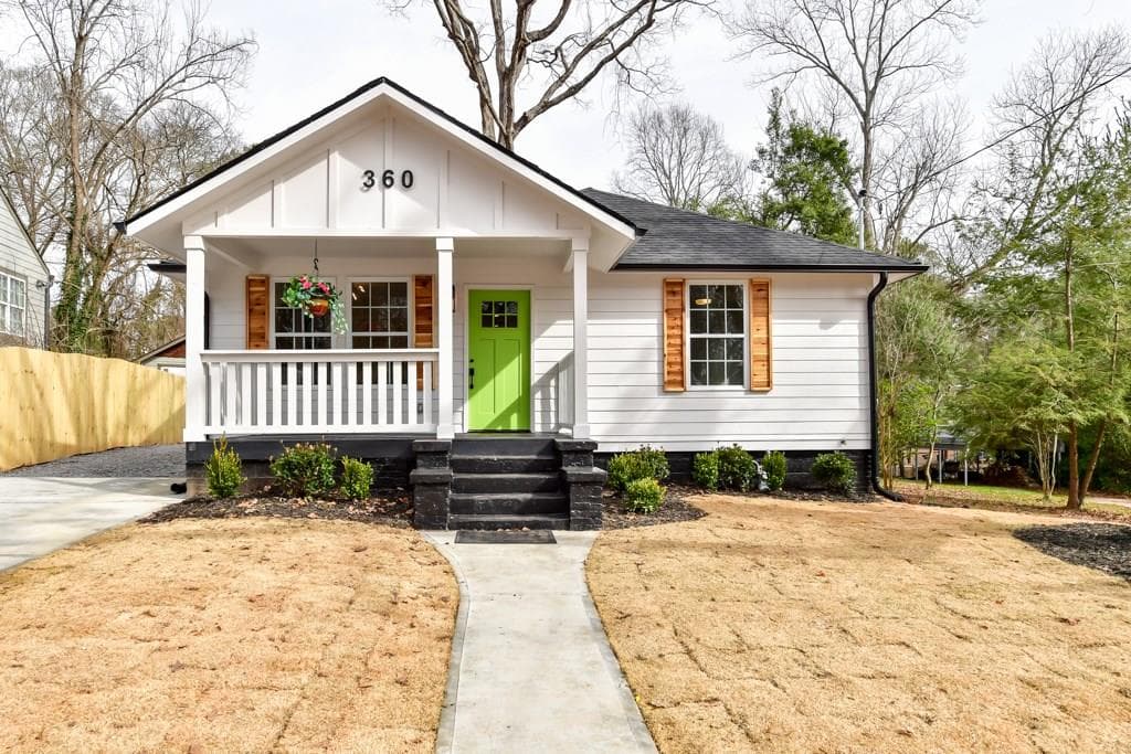 4 bedroom single family residence sold at 360 Elvira Street, Atlanta, GA 30315