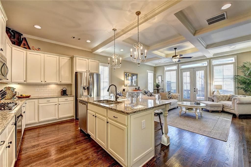 3 bedroom, 3,168 sq ft townhouse sold at 2135 Havenwood Trail, Brookhaven, GA 30319