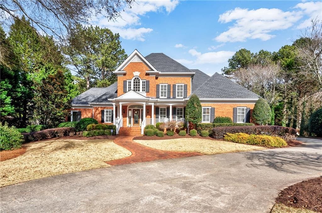 5370 Chelsen Wood Drive, Johns Creek, GA 30097 — most recent listing photo