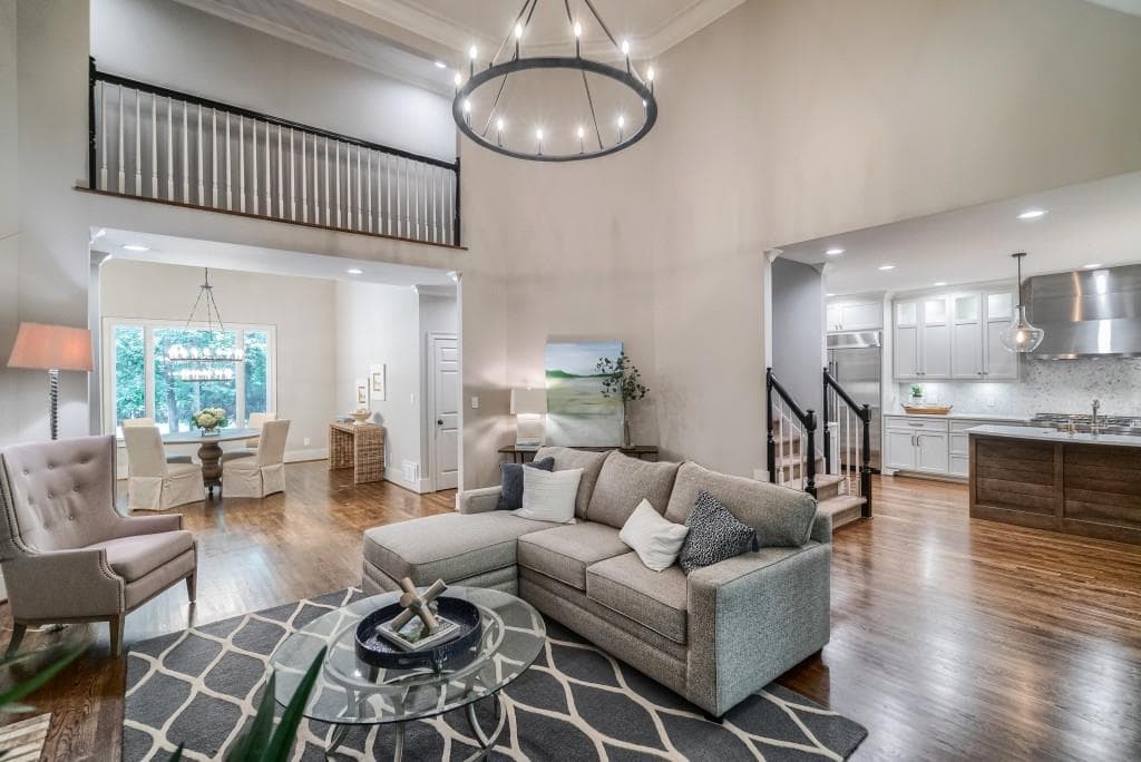 4 bedroom, 3,500 sq ft single family residence sold at 275 Spring Creek Road, Roswell, GA 30075