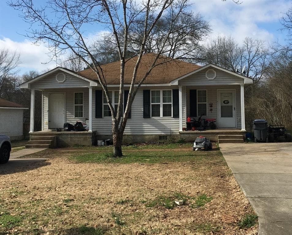 duplex sold at 548 Irwin Street, Cedartown, GA 30125