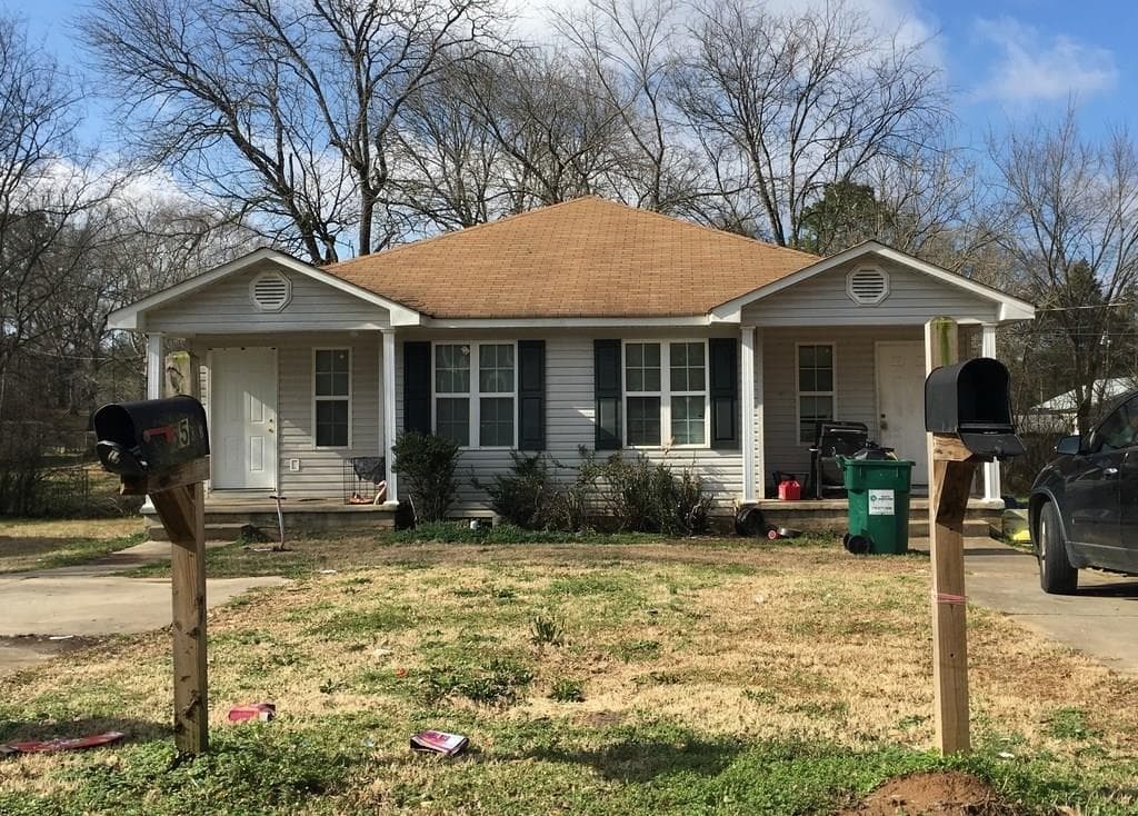 duplex sold at 558 Irwin Street, Cedartown, GA 30125