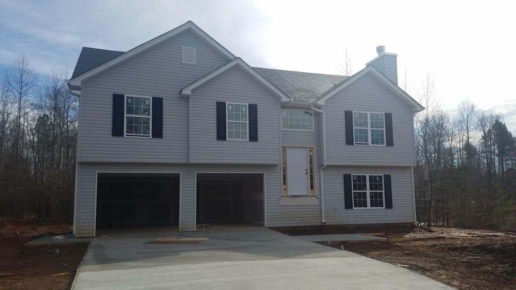 5634 Hawthorn Drive, Gillsville, GA 30543 — most recent listing photo
