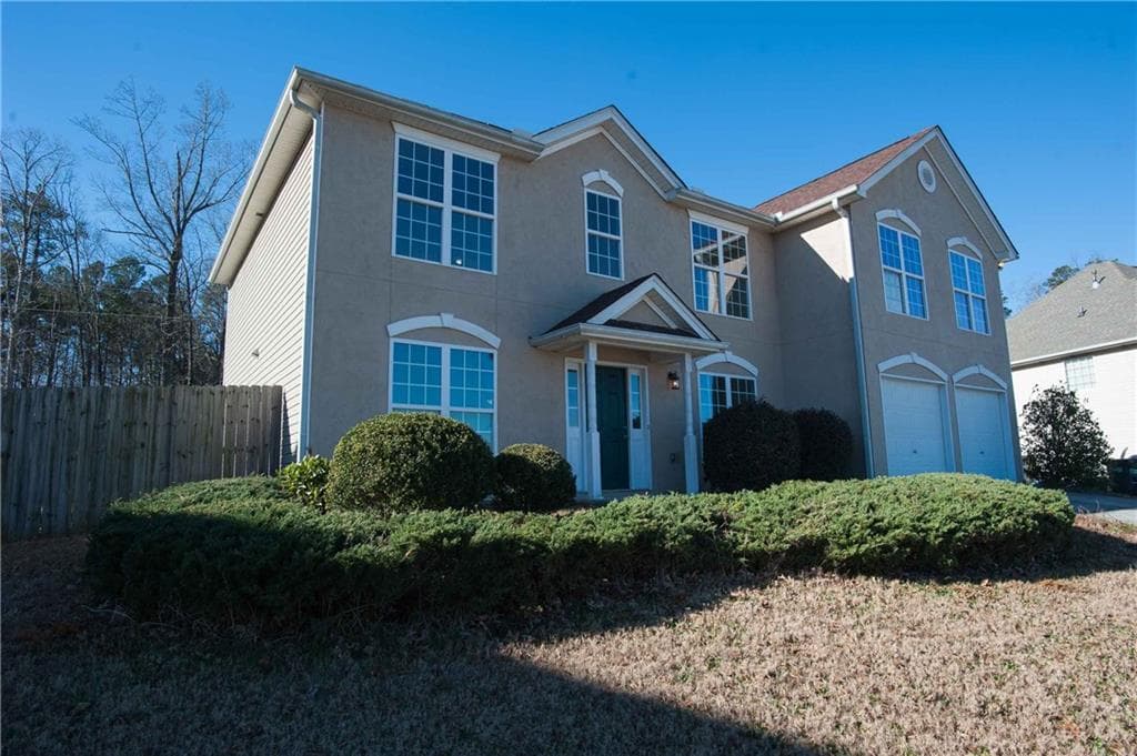 5 bedroom, 3,000 sq ft single family residence sold at 895 Paper Creek Drive, Lawrenceville, GA 30045