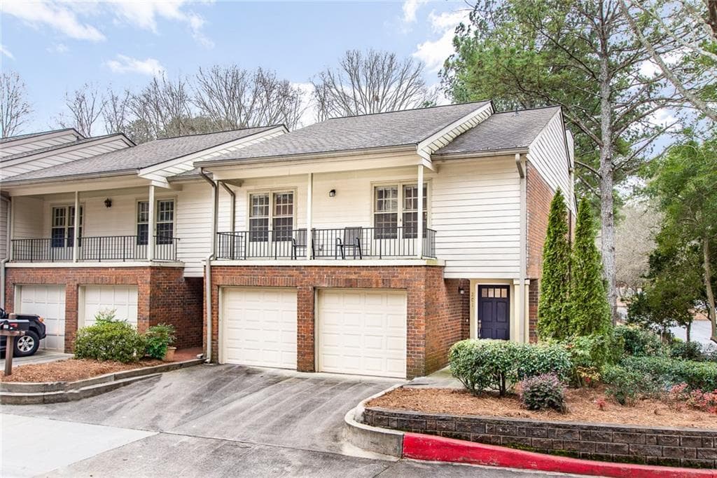 201 Brandywine Circle, Sandy Springs, GA 30350 — most recent listing photo
