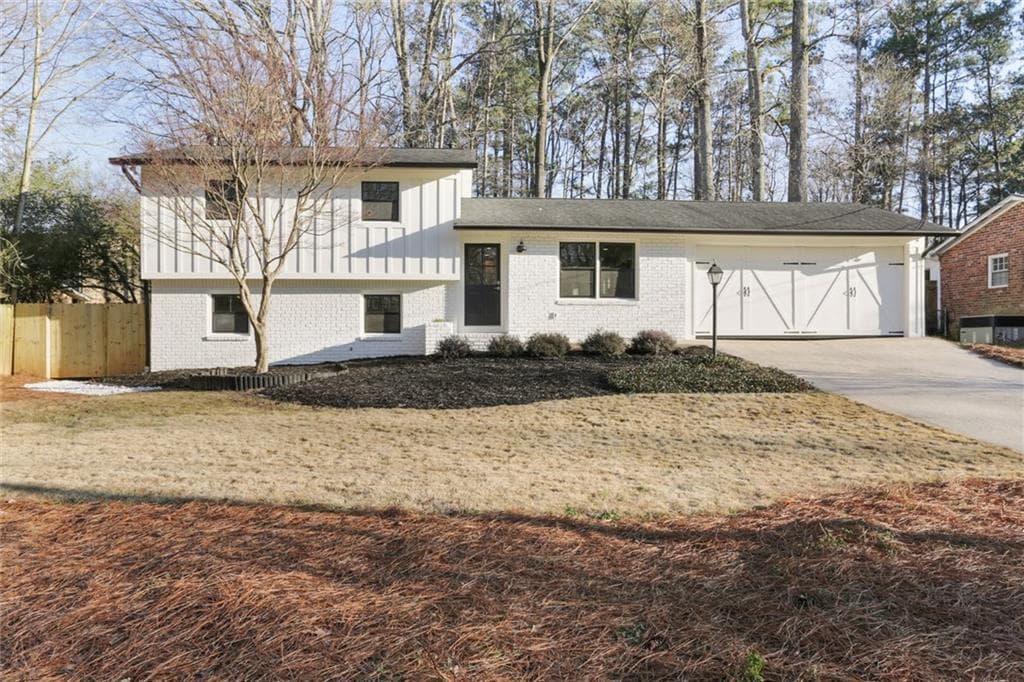 3 bedroom, 1,834 sq ft single family residence sold at 2015 Afond Court, Atlanta, GA 30341