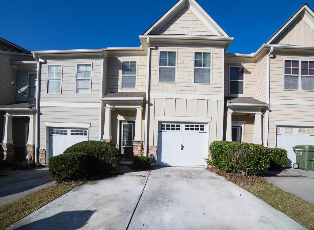 6078 Centennial Run, Atlanta, GA 30349 — most recent listing photo
