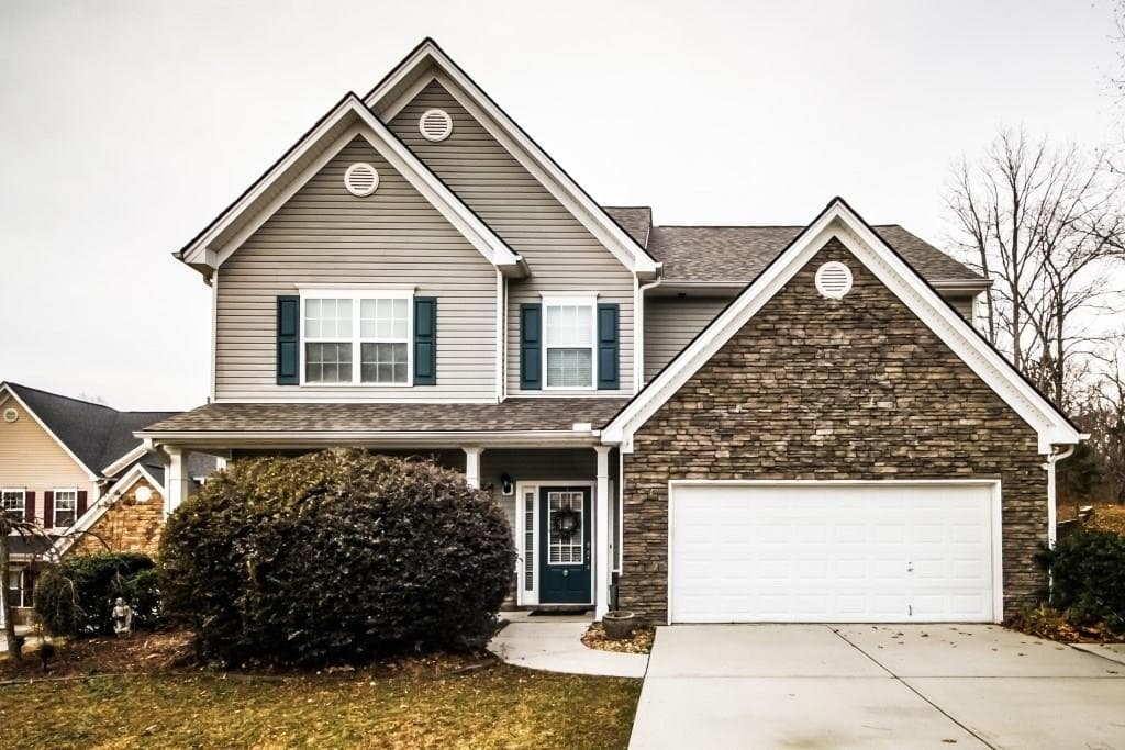 6477 MOSSY BOULDER Drive, Flowery Branch, GA 30542 — most recent listing photo
