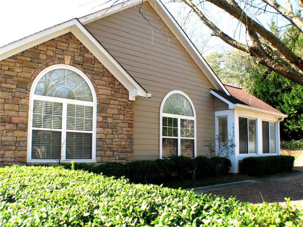 1922 Kolb Farm Circle, Marietta, GA 30008 — most recent listing photo