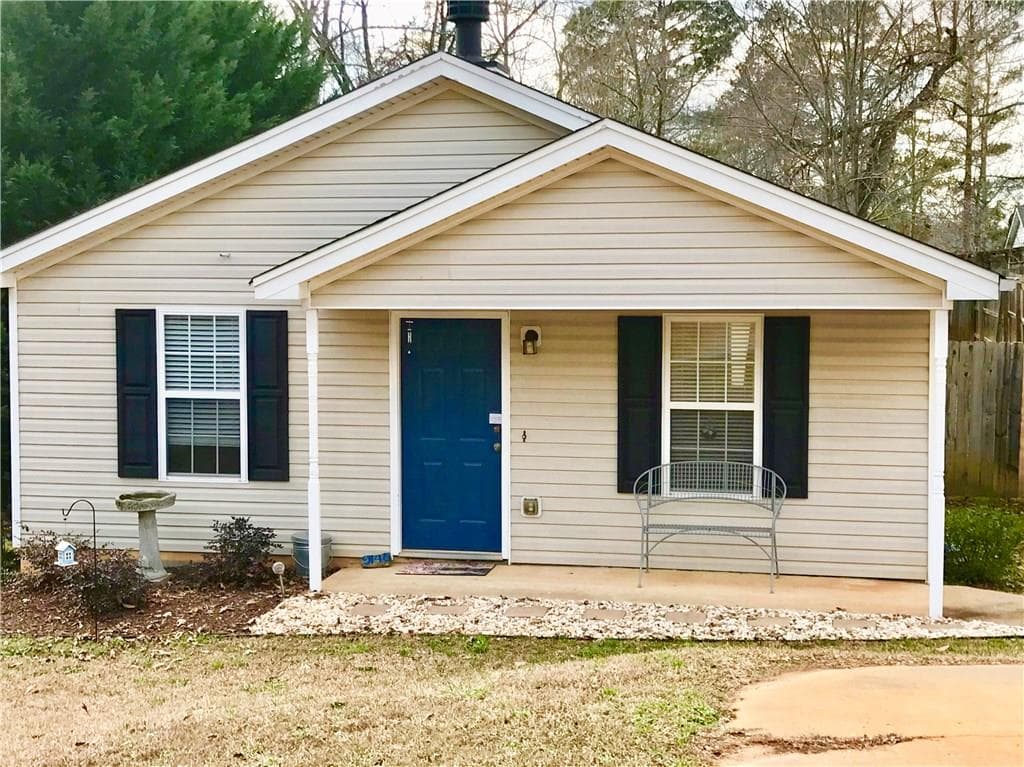 2 bedroom, 936 sq ft single family residence sold at 9145 Horseshoe Bend, Gainesville, GA 30506