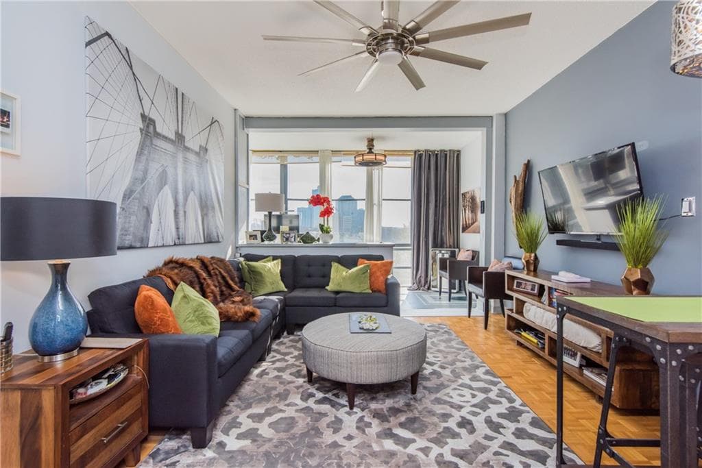 1 bedroom, 684 sq ft condominium sold at 3060 Pharr Court North 619, Atlanta, GA 30305
