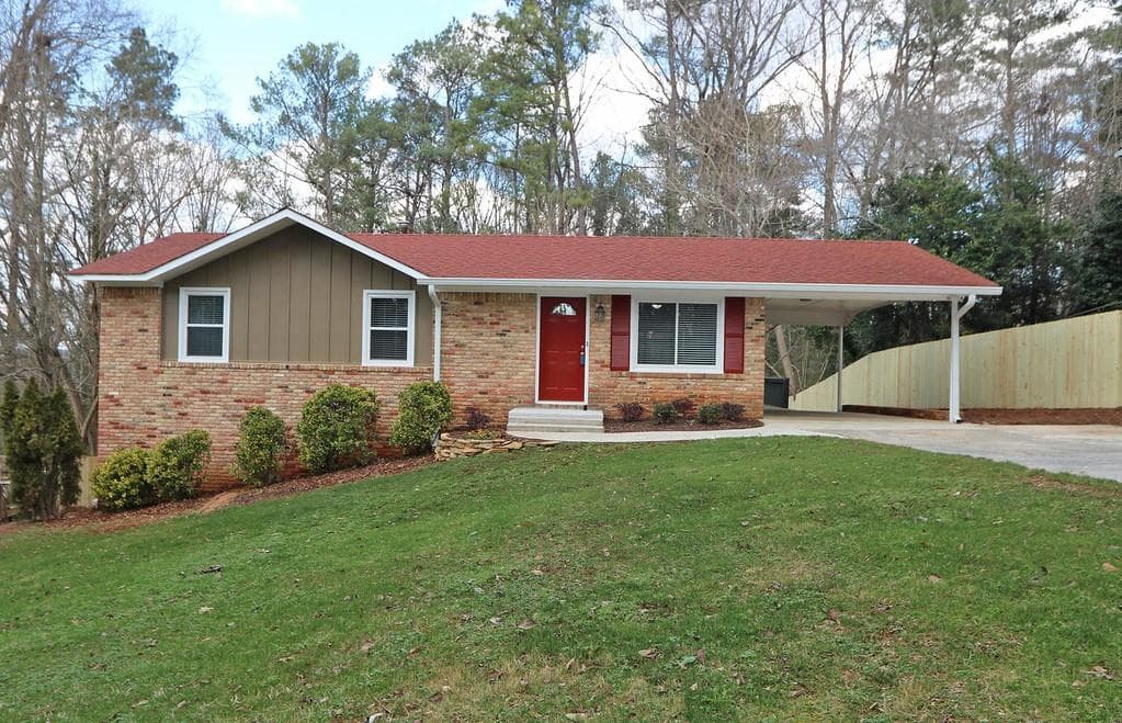 4 bedroom, 2,256 sq ft single family residence sold at 3395 KENLAND Road, Smyrna, GA 30082