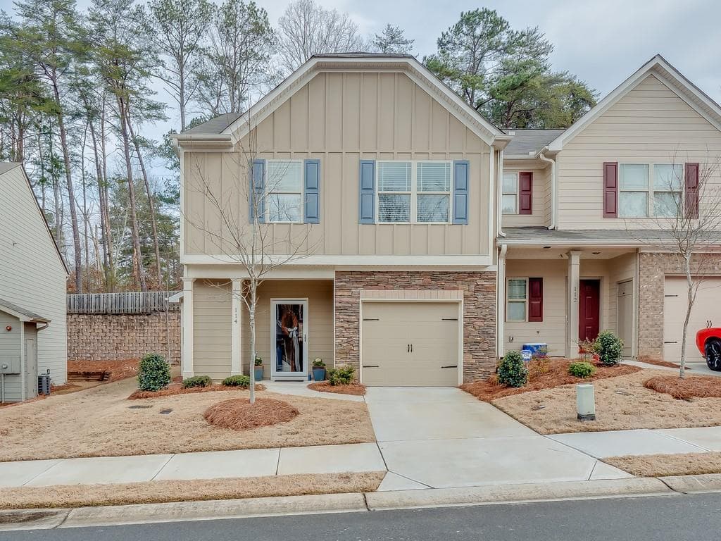 114 Oakview Passage, Canton, GA 30114 — most recent listing photo
