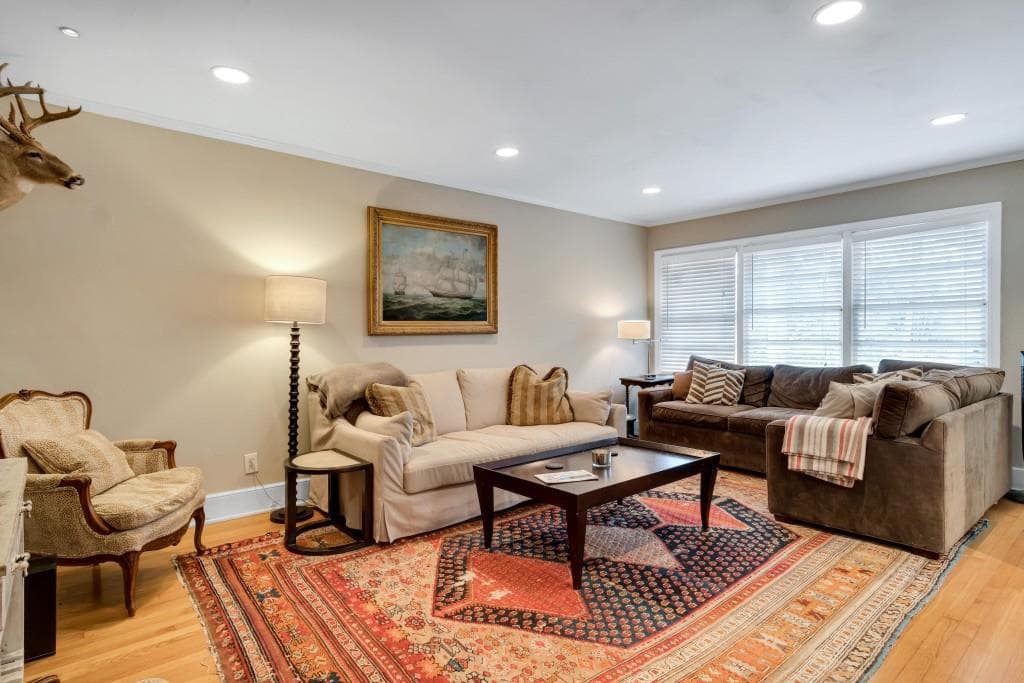 duplex sold at 147 Lindbergh Drive, Atlanta, GA 30305