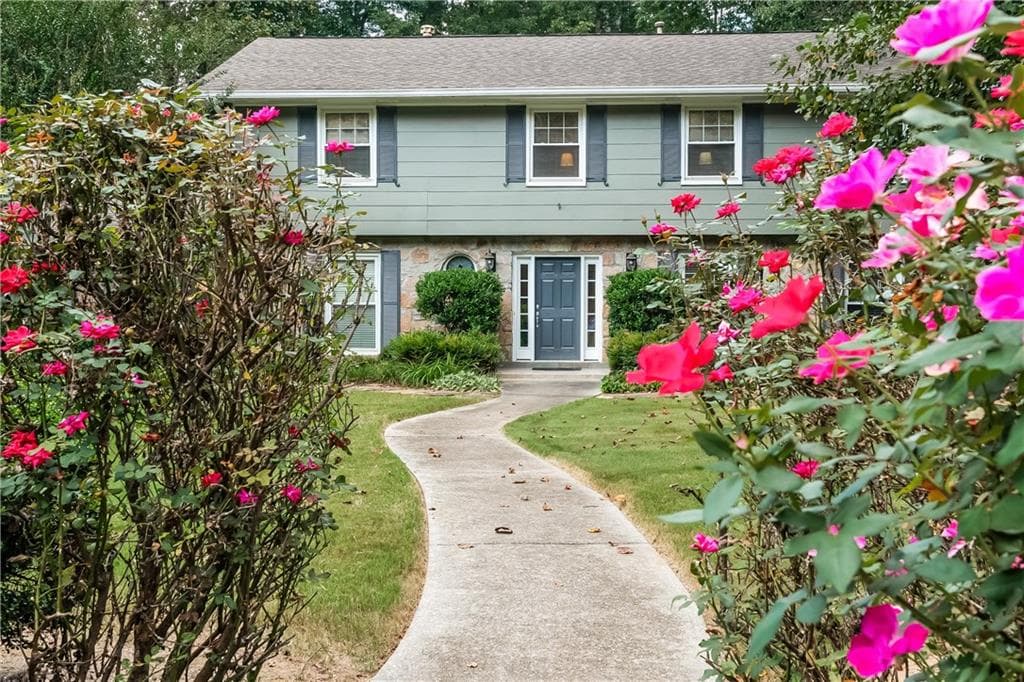 6320 River Overlook Drive, Sandy Springs, GA 30328 — most recent listing photo