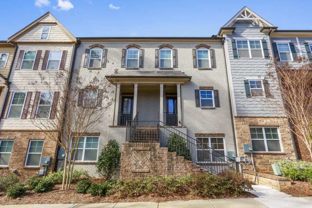 3 bedroom, 2,850 sq ft townhouse sold at 2139 Havenwood Trail, Brookhaven, GA 30319