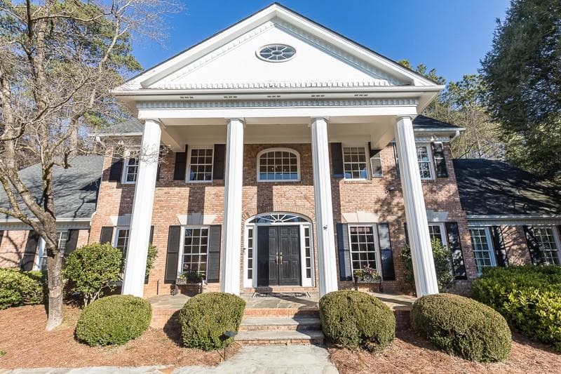 6 bedroom single family residence sold at 2029 Rivermeade Way, Atlanta, GA 30327