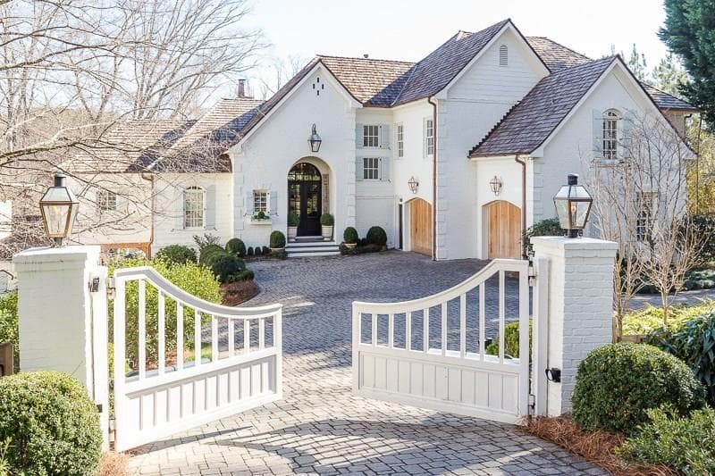 7 bedroom, 8,490 sq ft single family residence sold at 5067 Green Pine Drive, Atlanta, GA 30342