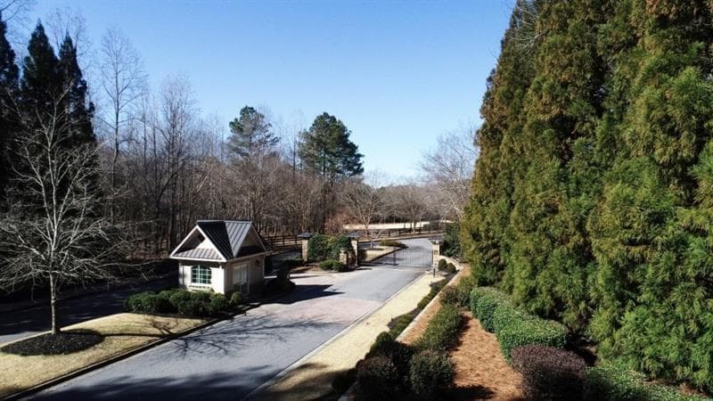 845 Foxhollow Run, Milton, GA 30004 — most recent listing photo