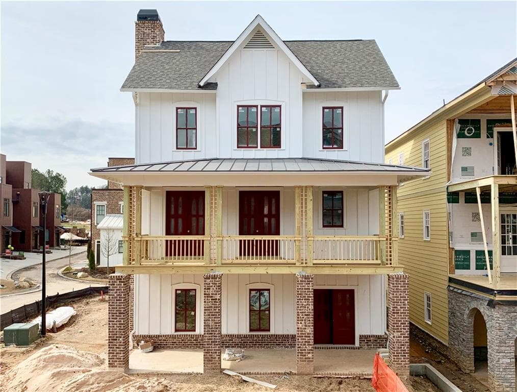 3 bedroom, 3,069 sq ft single family residence sold at 1907 Kings Cross, Atlanta, GA 30318