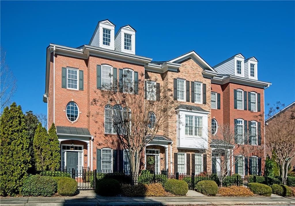 2574 Brookhaven Chase Lane, Brookhaven, GA 30319 — most recent listing photo