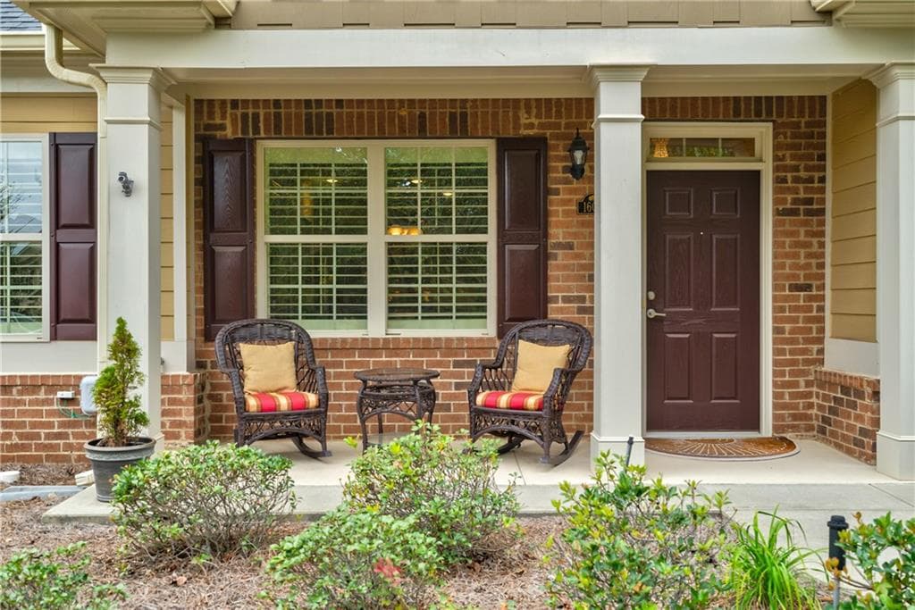 1605 Oak Meadows Lane, Cumming, GA 30041 — most recent listing photo