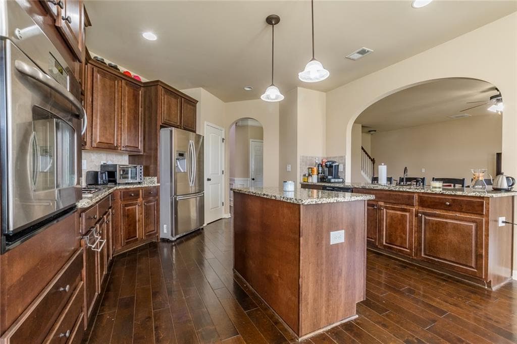 4 bedroom, 3 bathroom, 3,255 sq ft single family residence sold at 4790 Roosevelt Circle, Cumming, GA 30040