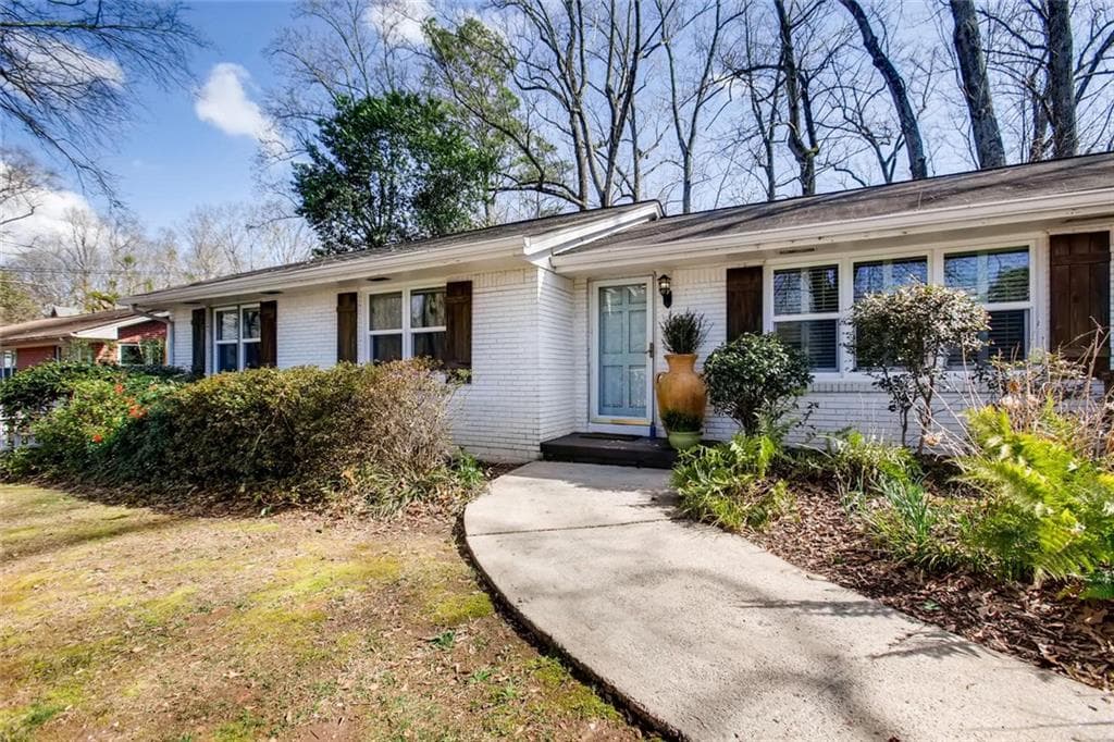 3 bedroom, 2 bathroom, 1,696 sq ft single family residence sold at 1271 Briarcliff Road, Atlanta, GA 30306